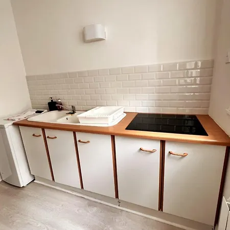 아파트 Centre Superbe F2 Avec Garage *